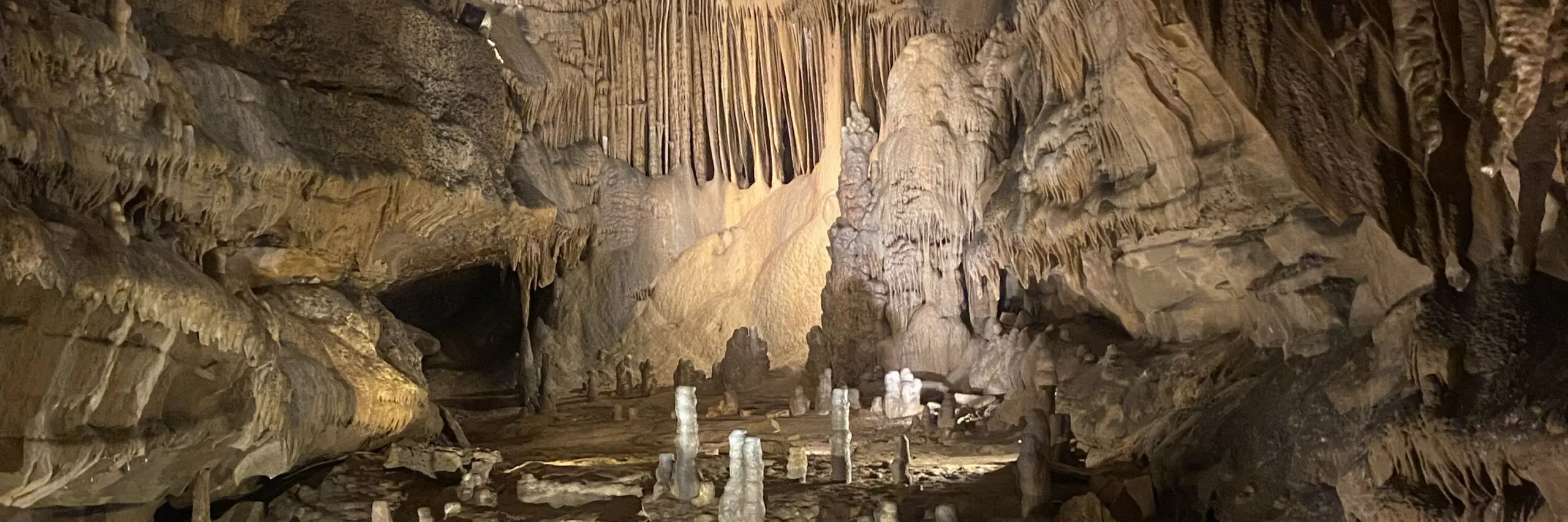 Marengo Cave formations