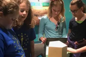 TheDiscoveryCenter-HandsOnExhibits