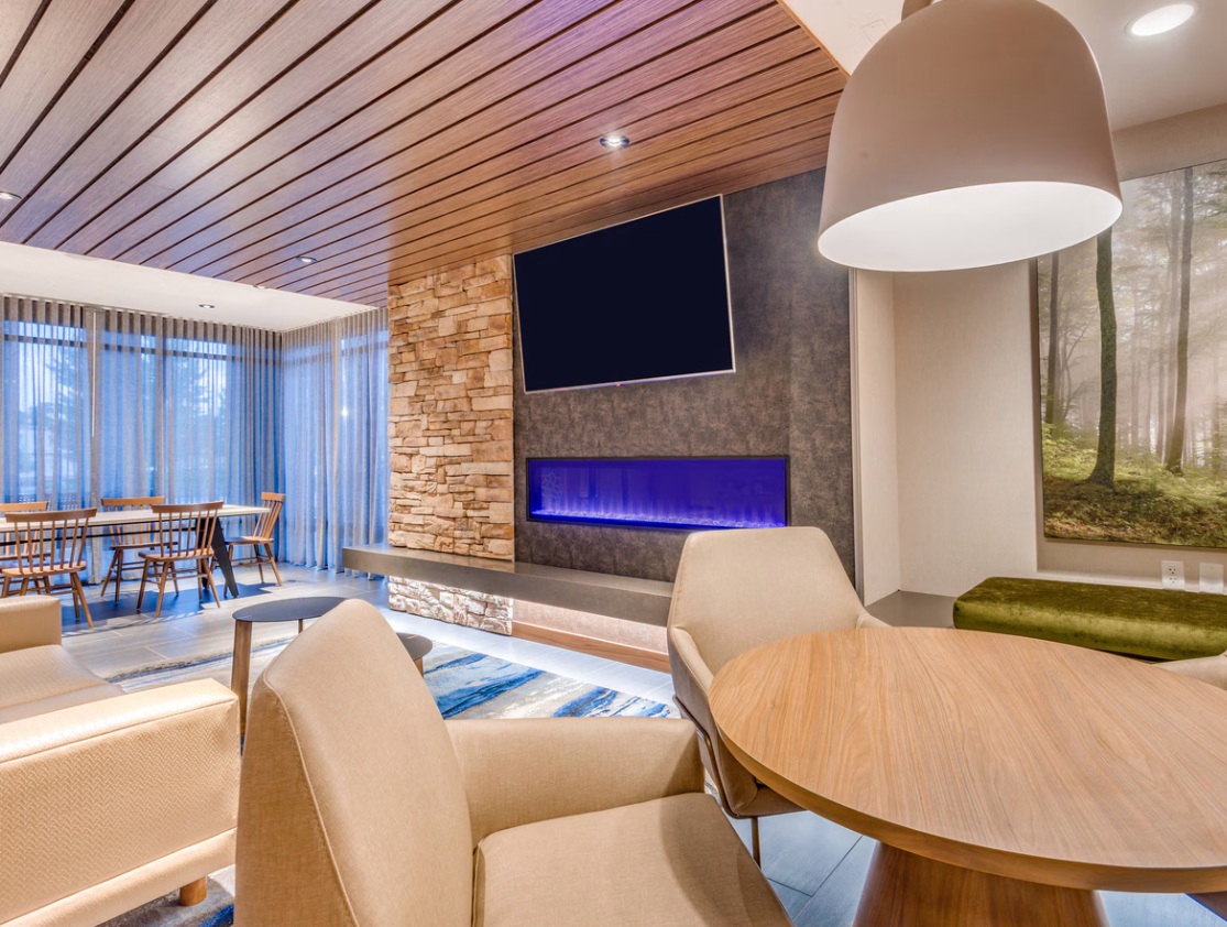 Fairfield Inn_lobby