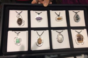 hinshaw-5-necklace-sets-1