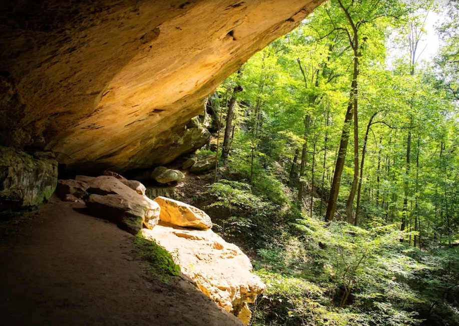 Hemlock Cliff Falls